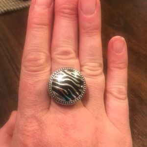 Premier Designs Zebra Silvertone Ring